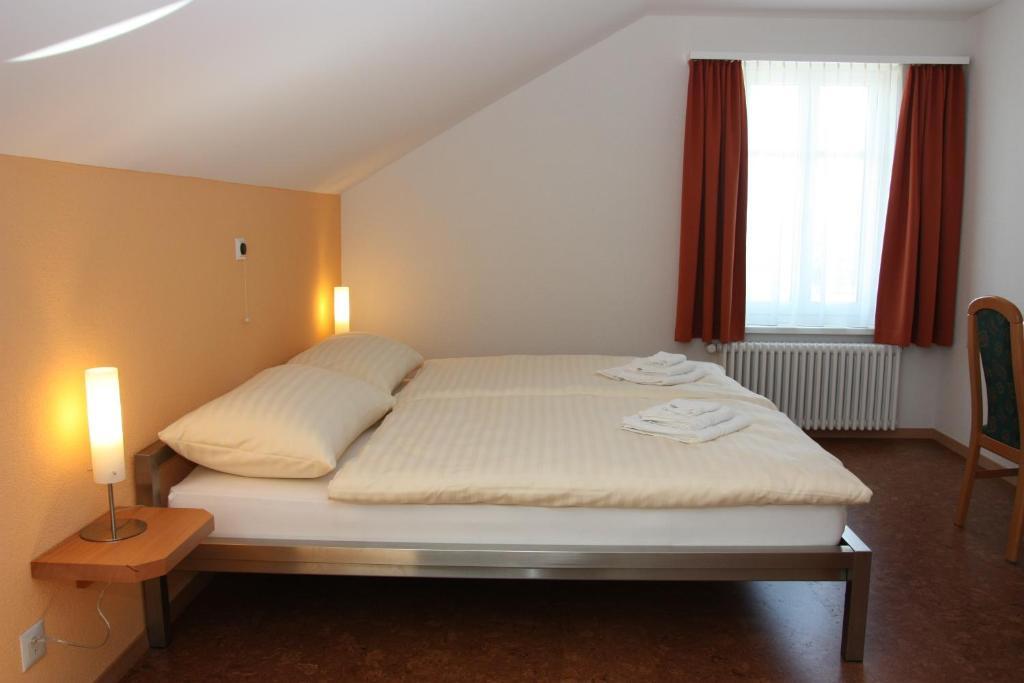 Hotel Speiserestaurant Bahnhof Güttingen Zewnętrze zdjęcie