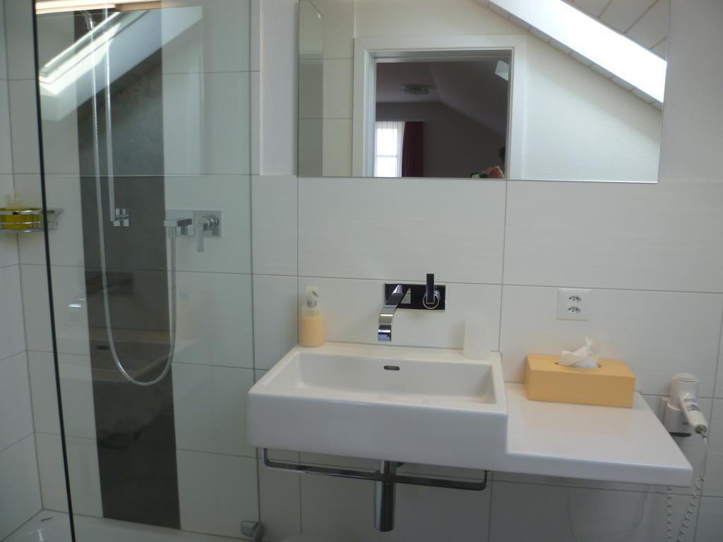 Hotel Speiserestaurant Bahnhof Güttingen Pokój zdjęcie