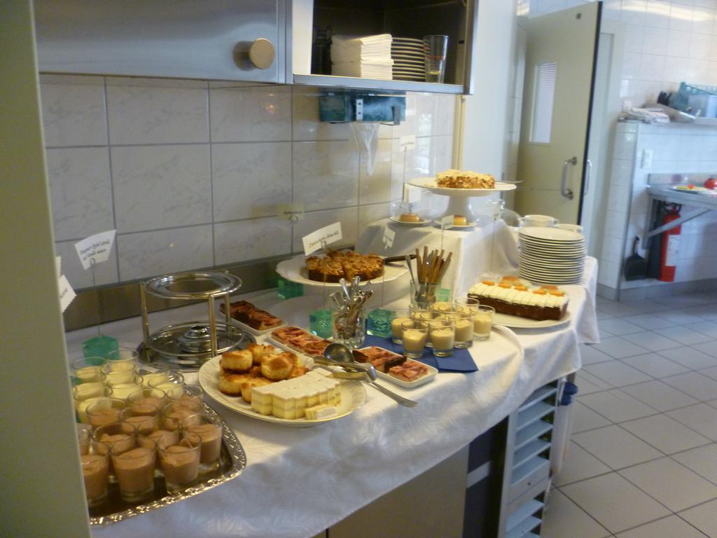 Hotel Speiserestaurant Bahnhof Güttingen Zewnętrze zdjęcie