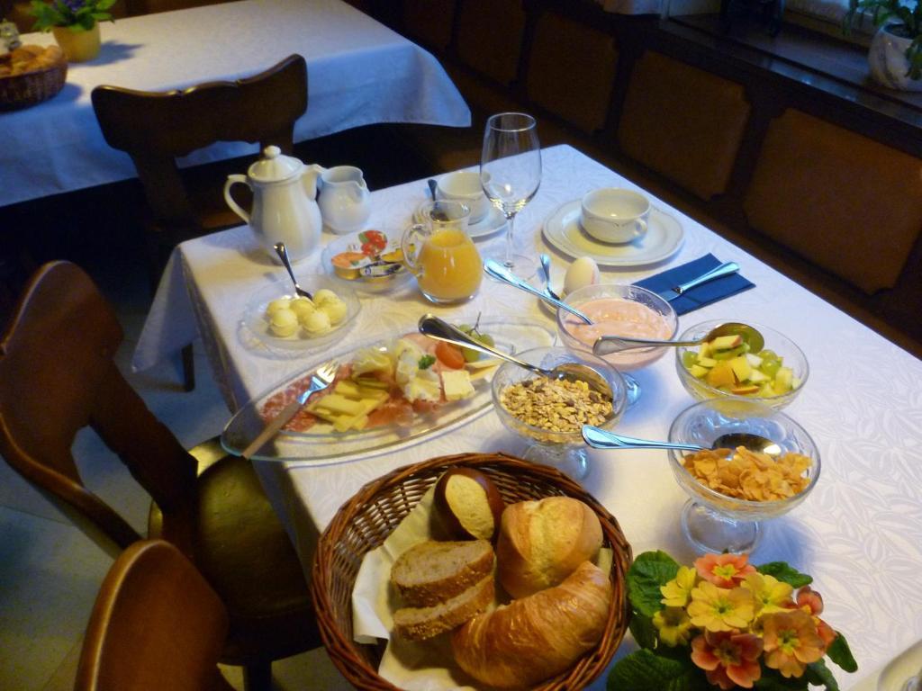 Hotel Speiserestaurant Bahnhof Güttingen Zewnętrze zdjęcie