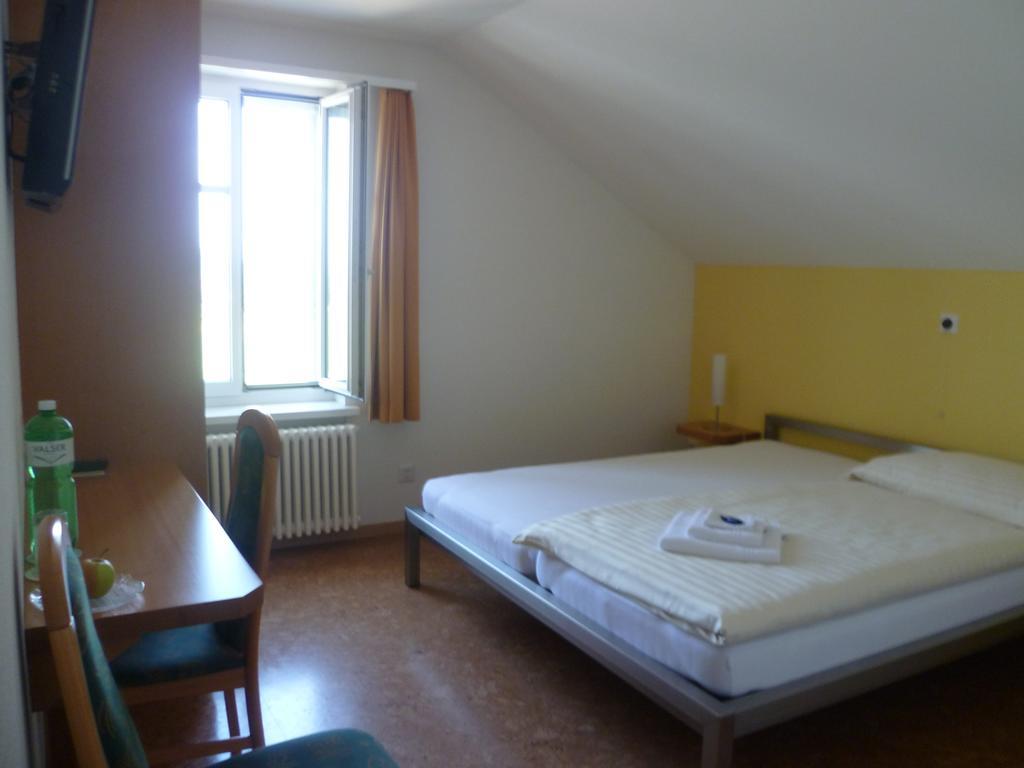Hotel Speiserestaurant Bahnhof Güttingen Zewnętrze zdjęcie